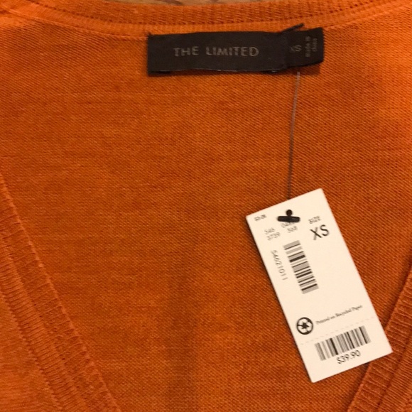 The Limited NWT XS V neck sweater - Picture 4 of 8